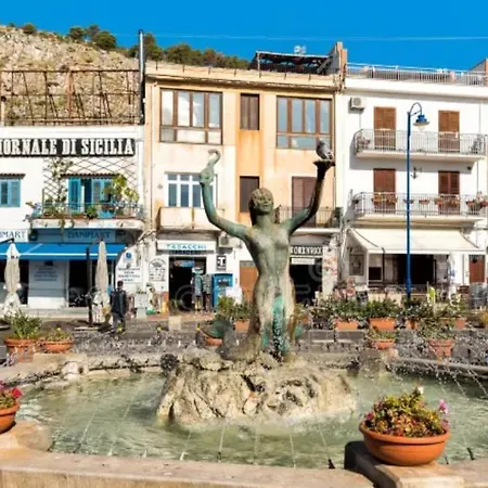 La Casetta Di Rosa بيت للعطل